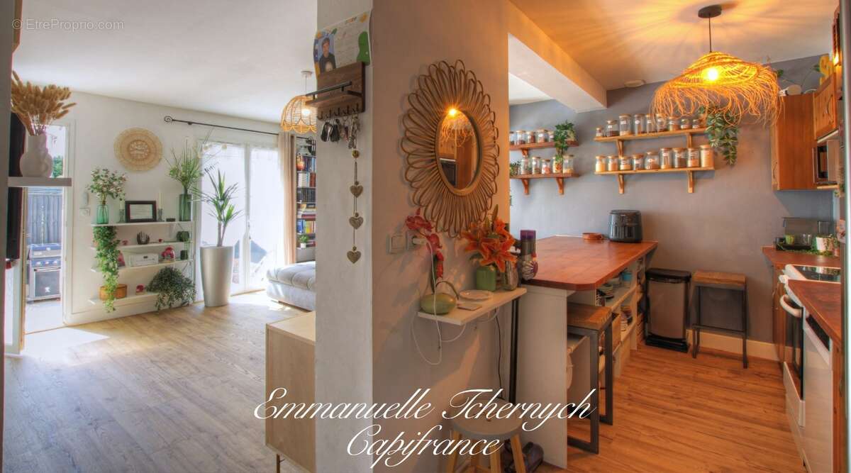 Miramas - Maison 4 pièces 80 m² - 3 chambres - Terrasse 35 m² - 2 parkings - DPE B - photo 3