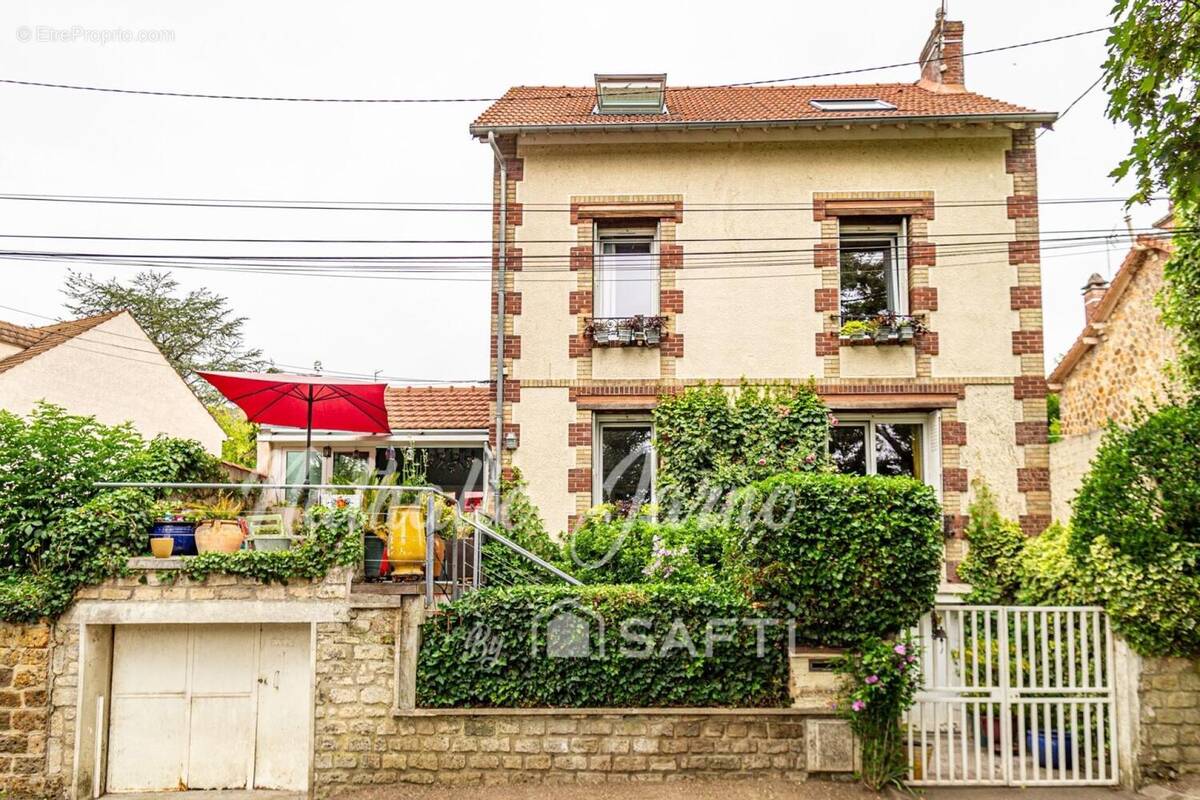 Photo 1 - Maison à JUZIERS
