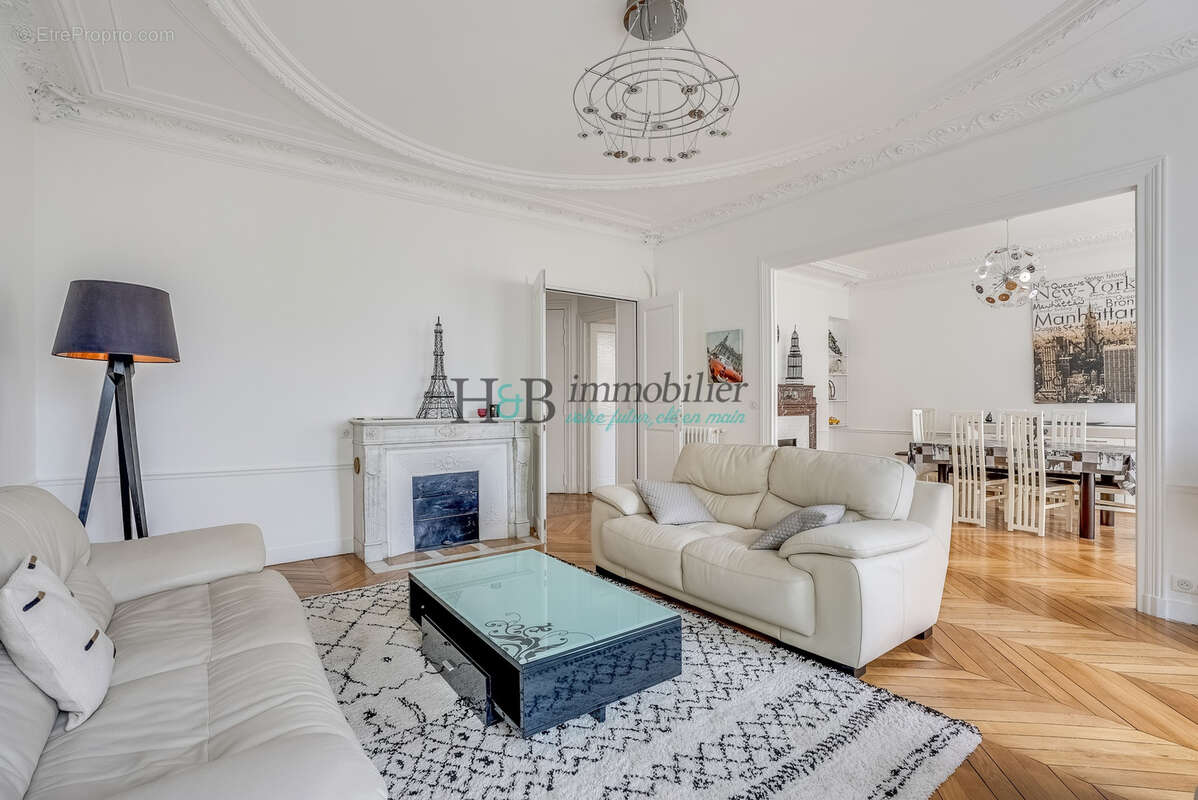 Appartement à PARIS-12E
