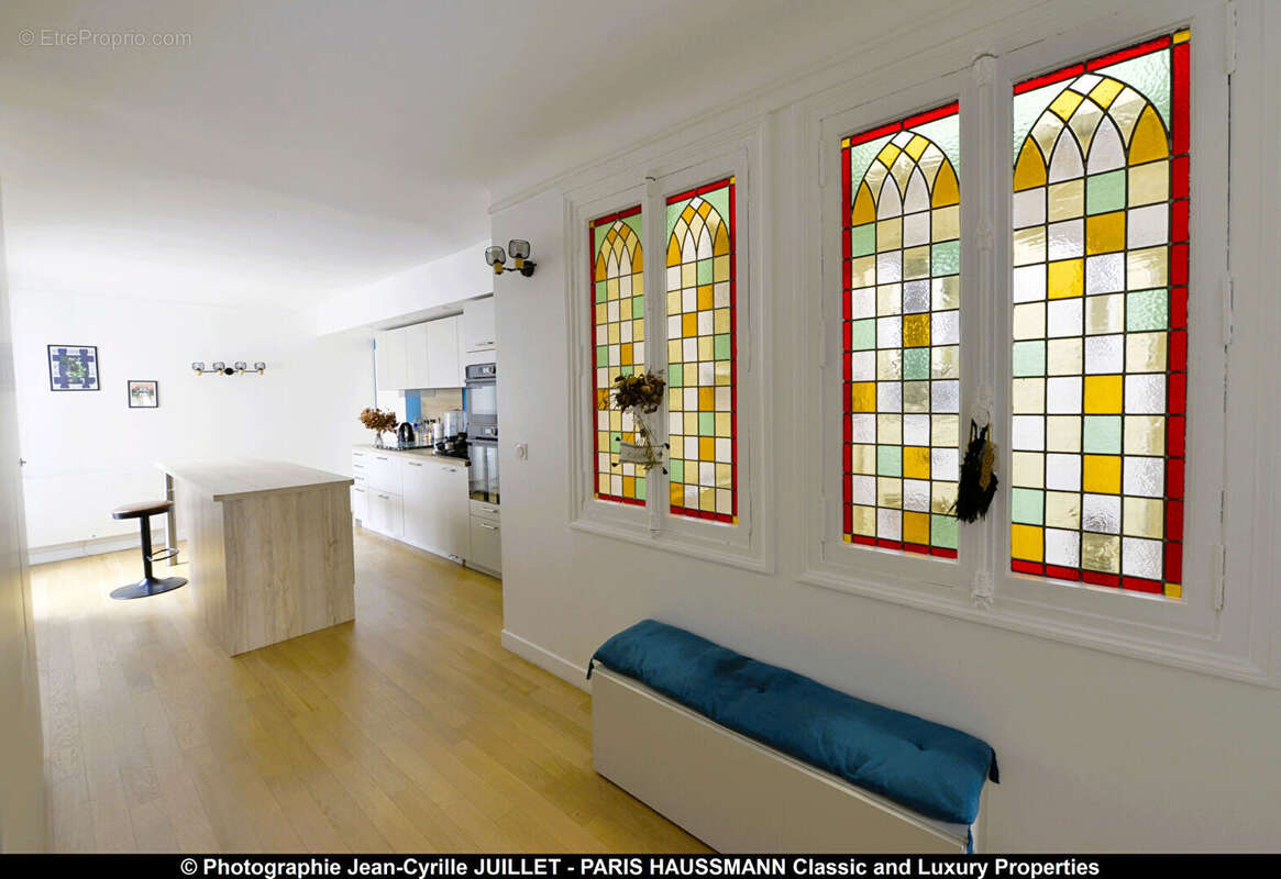 Appartement à PARIS-8E