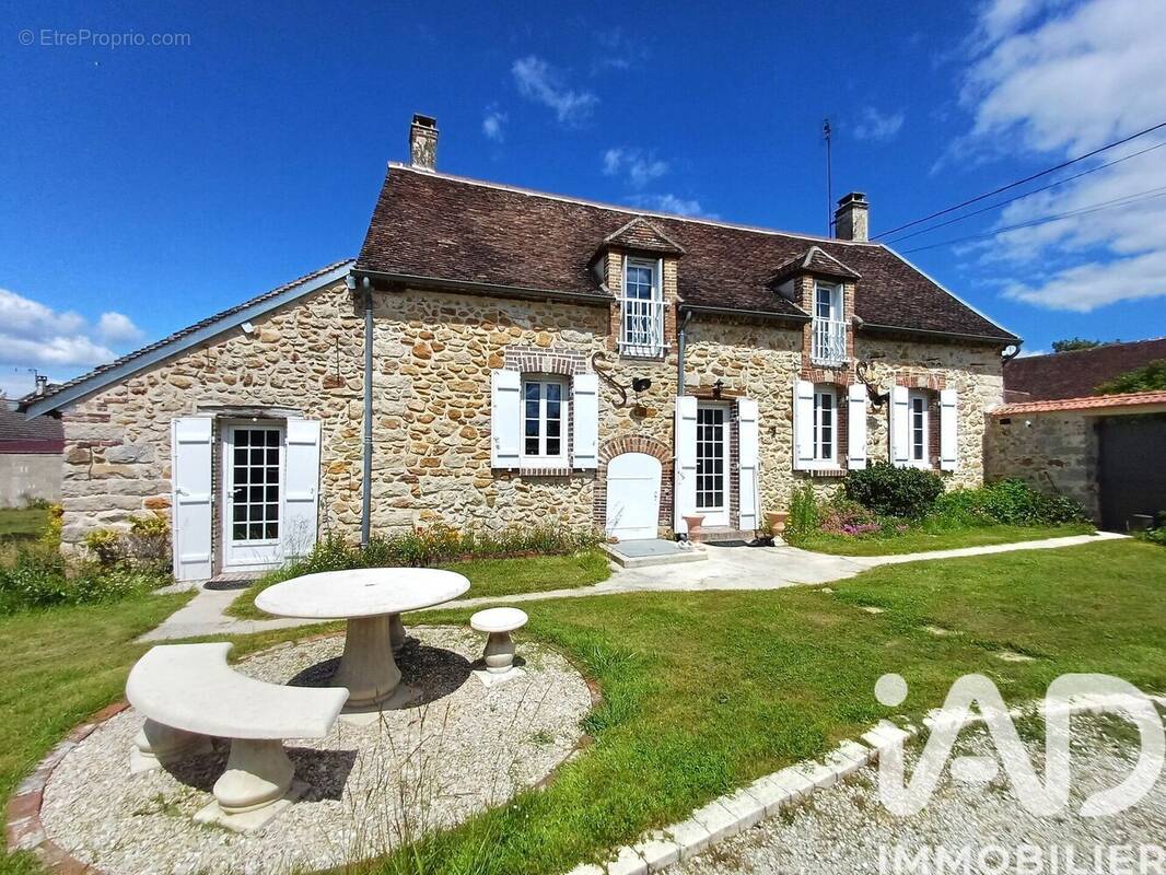 Photo 1 - Maison à BOURDENAY