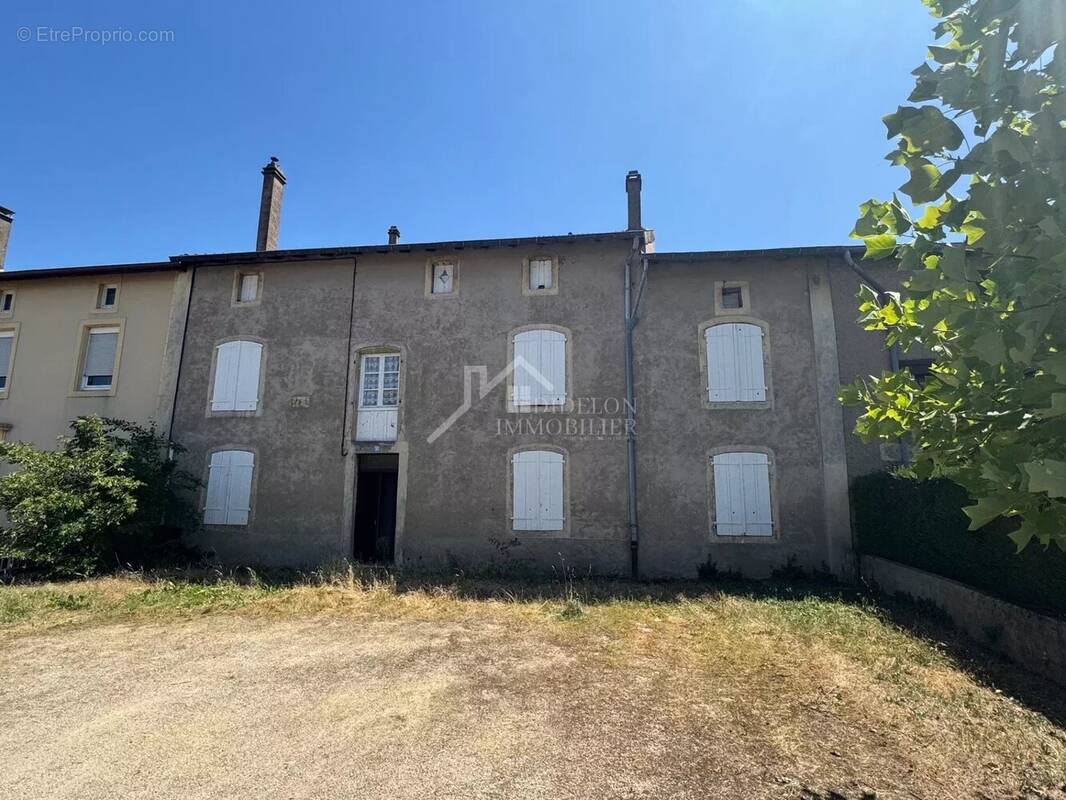 Maison à VIGY