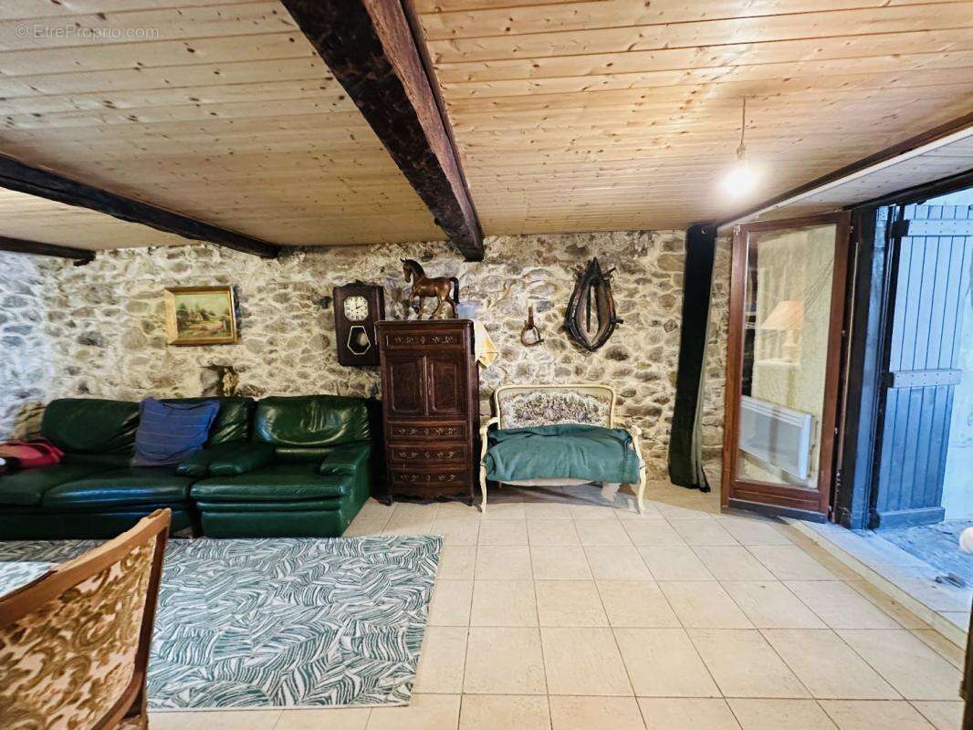 Maison à UCHENTEIN