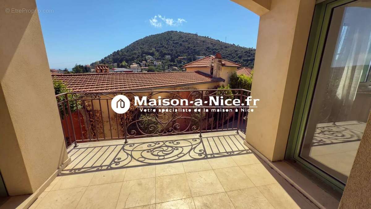 Maison à LA TURBIE