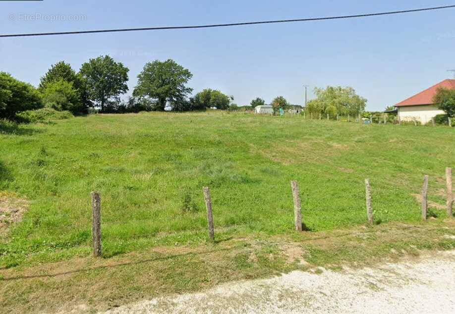 Terrain à BAUGY