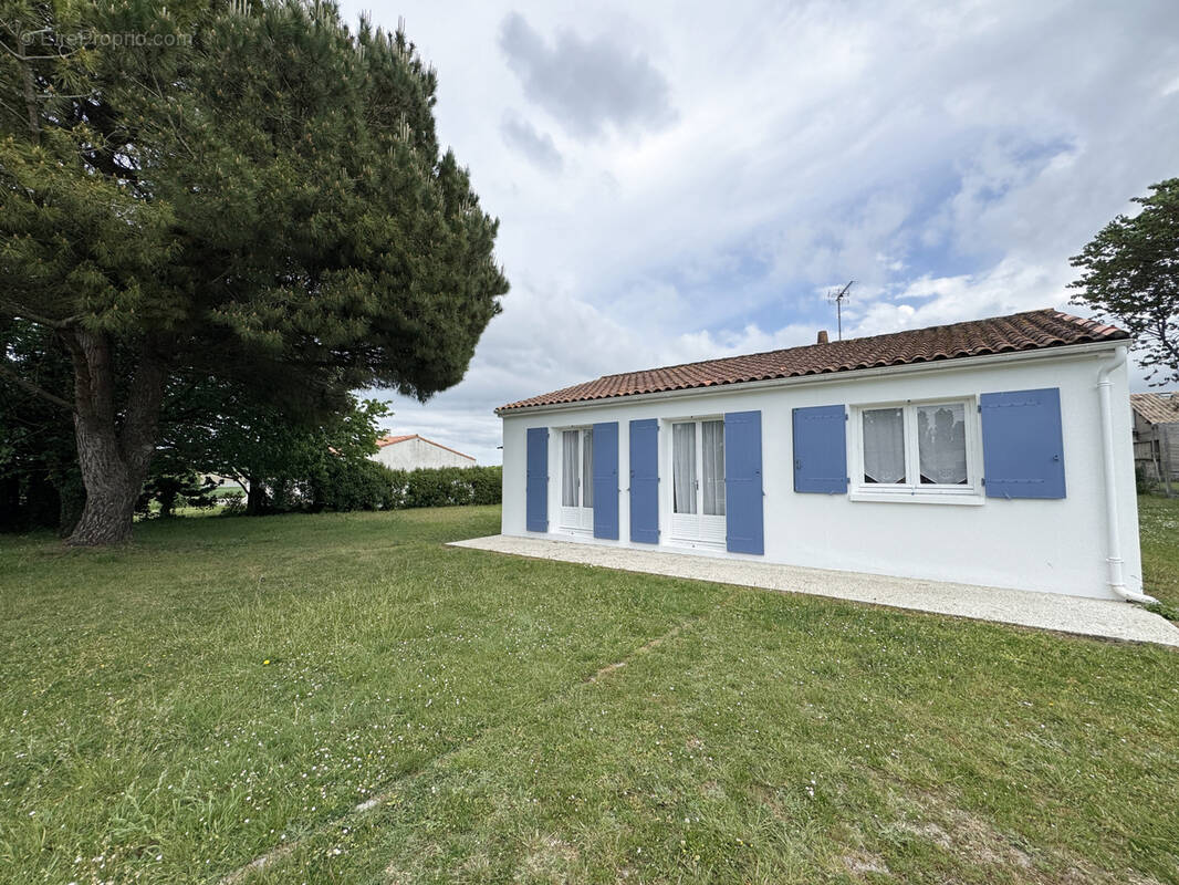 Maison à MESCHERS-SUR-GIRONDE