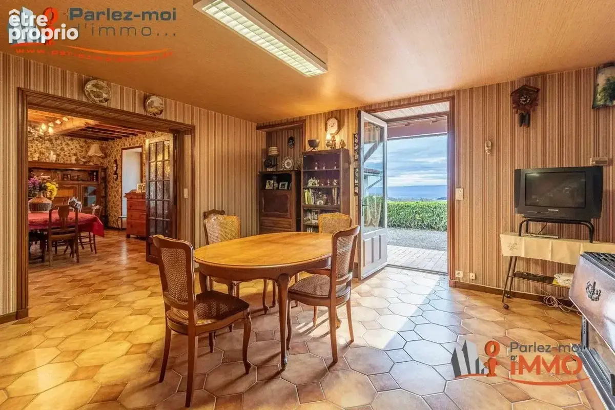 À vendre - Maison de campagne, 8 pièces 15mn Tarare - photo 9