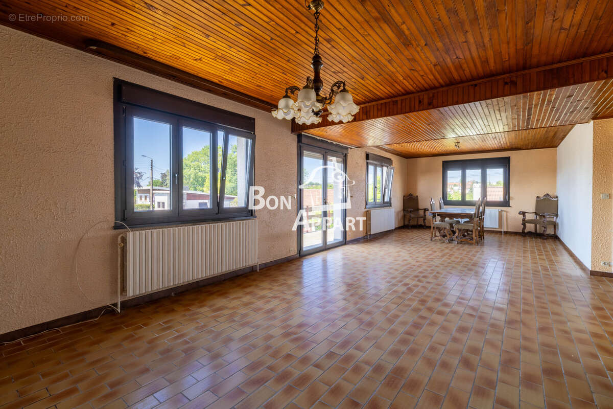 Maison à BRIEY
