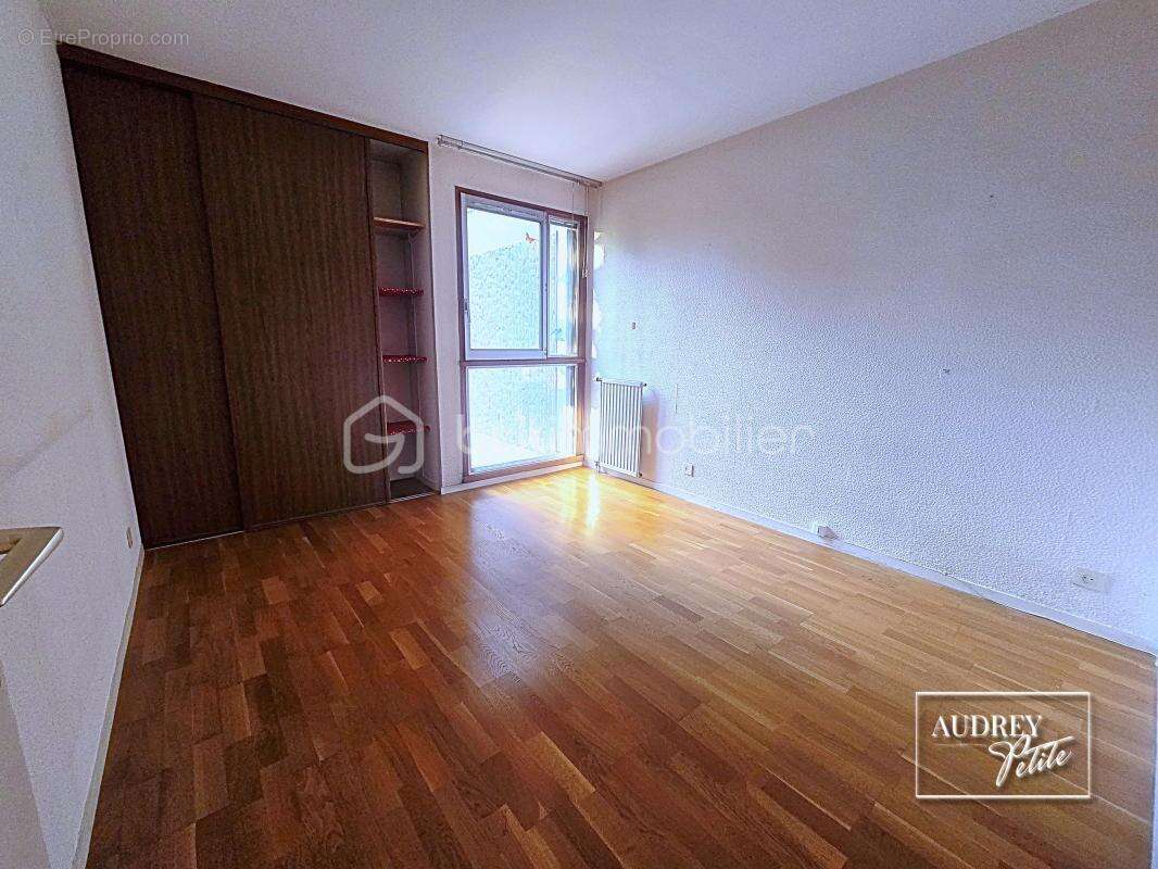 Appartement à MAISONS-ALFORT