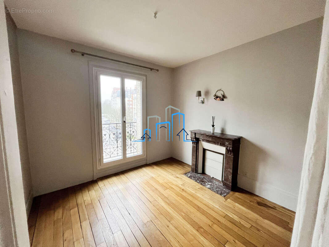 Appartement à PARIS-12E