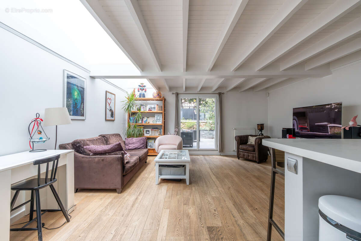 Maison à SAINT-MAUR-DES-FOSSES