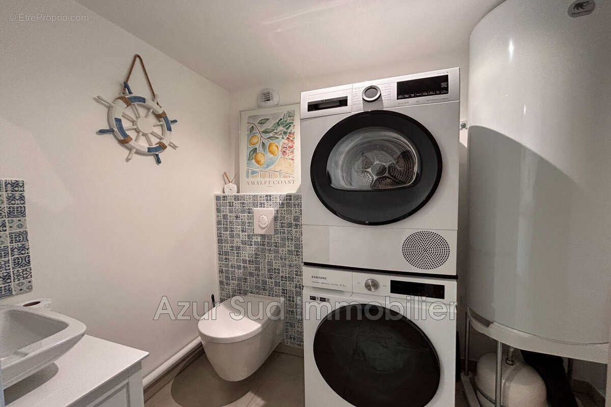 Appartement à VALLAURIS