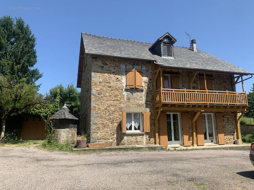 Appartement à LAGUENNE