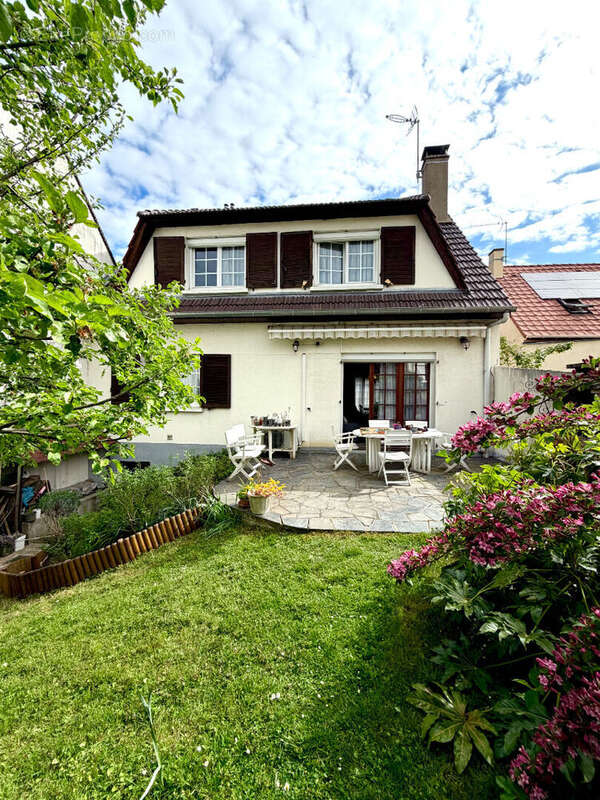 Maison à RIS-ORANGIS