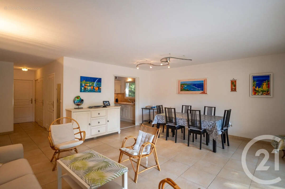Appartement à LE LAVANDOU