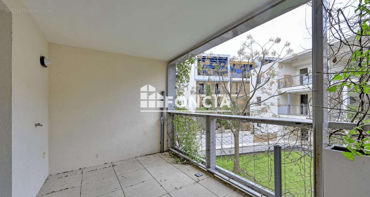 Appartement à SAINT-JEAN-DE-VEDAS