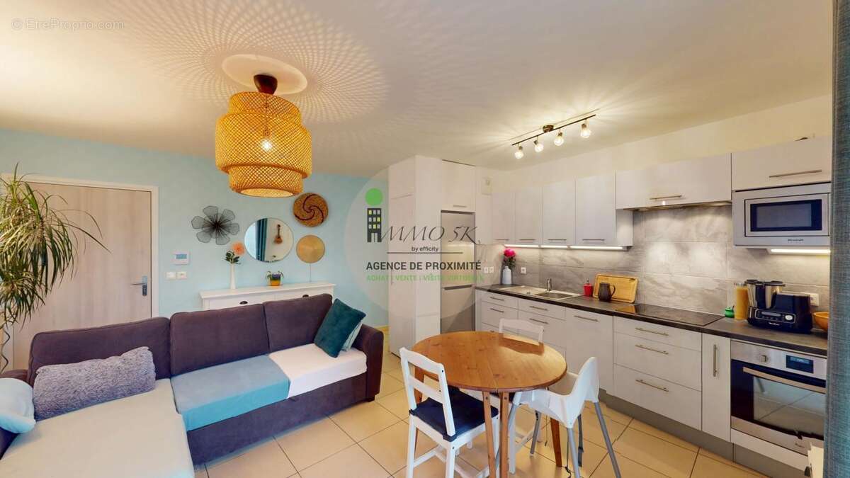 Appartement à RILLIEUX-LA-PAPE