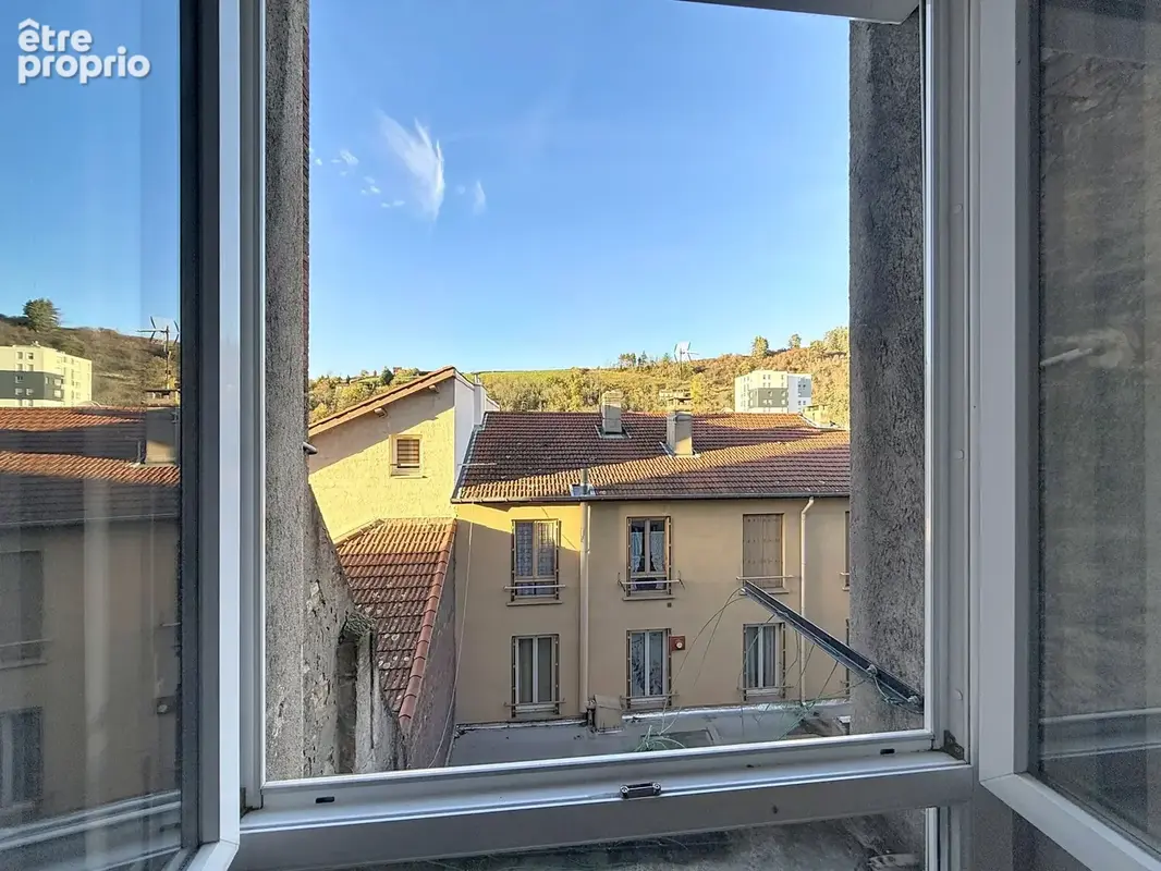 Appartement 2 pièces 46 m² à vendre à Le Chambon-Feugerolles (42500) - photo 82