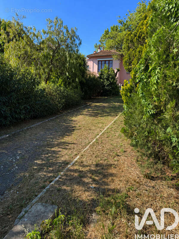 Photo 3 - Terrain à TOULON