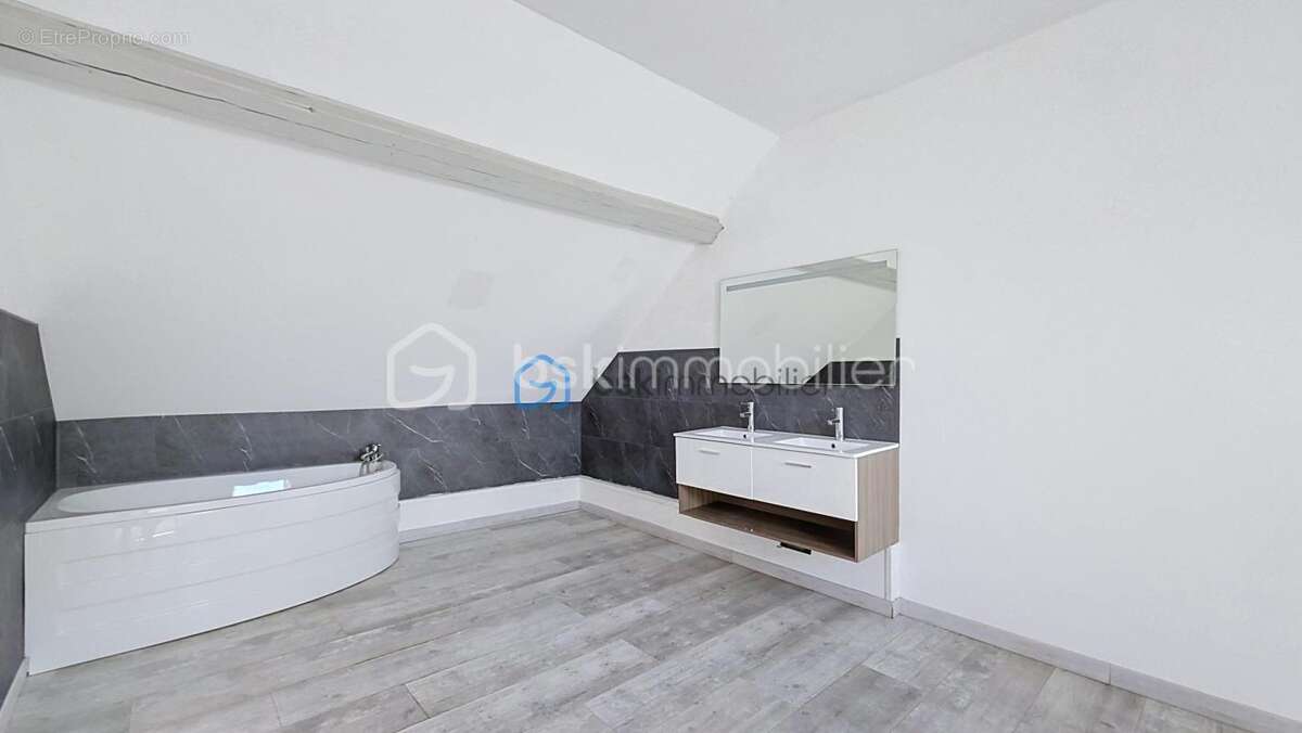 Maison semi individuelle semi plain pied 4 chambres jardin double garage - photo 9
