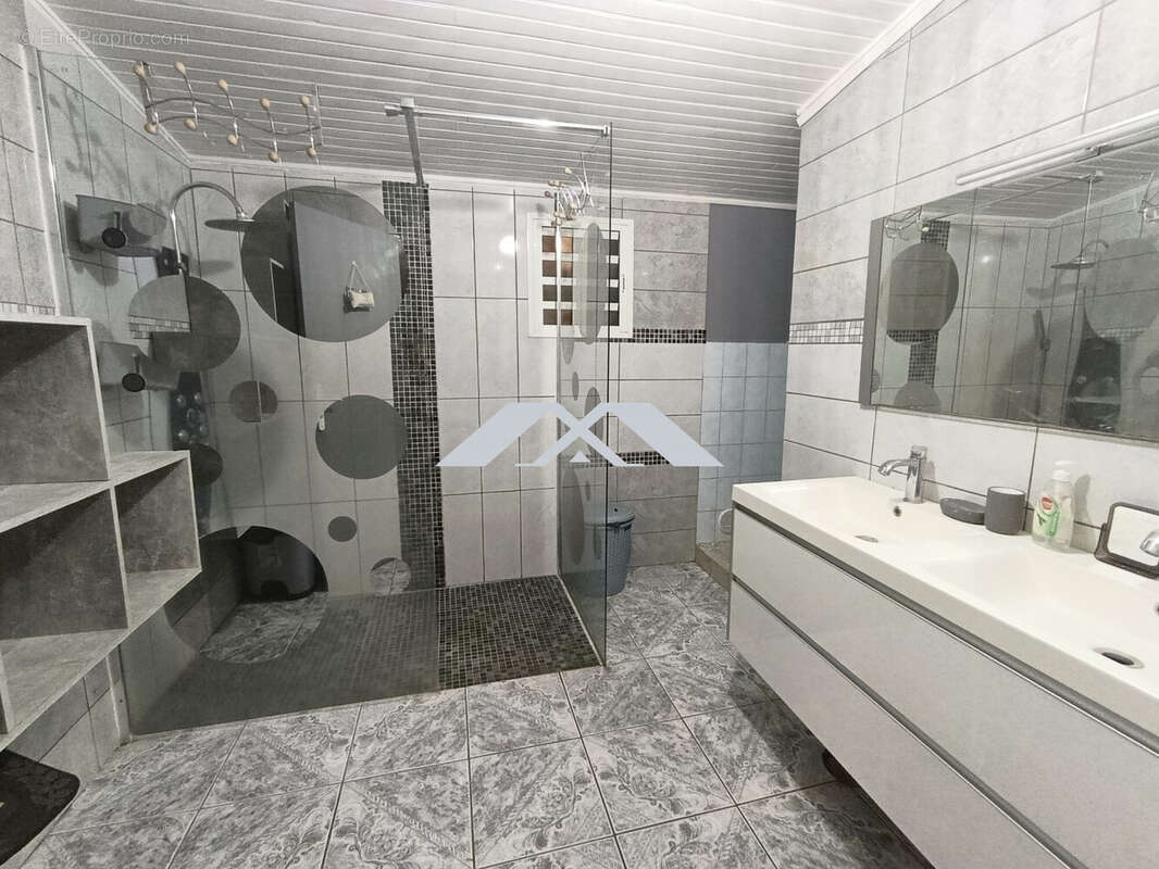 Maison à L'ETANG-SALE