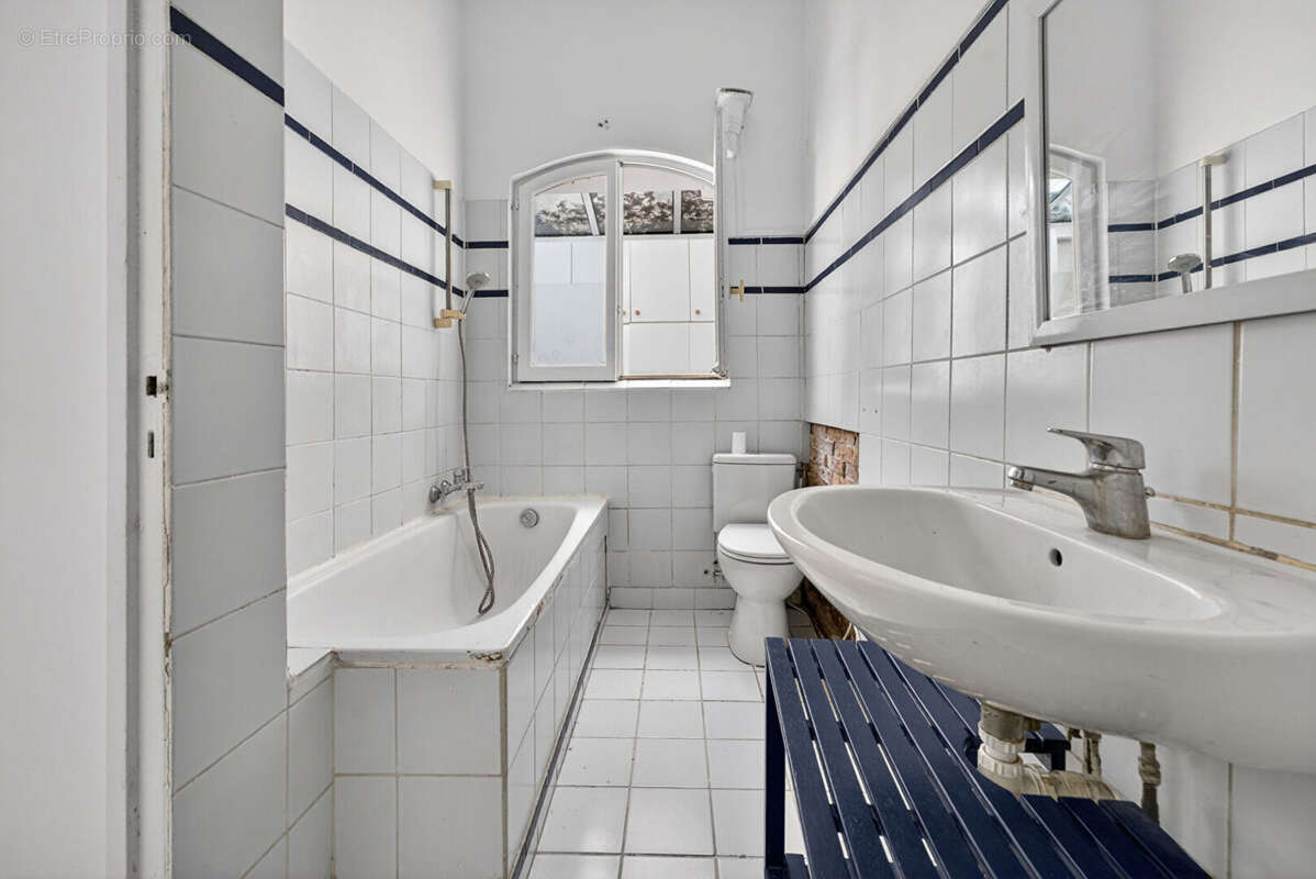 Appartement à PARIS-12E