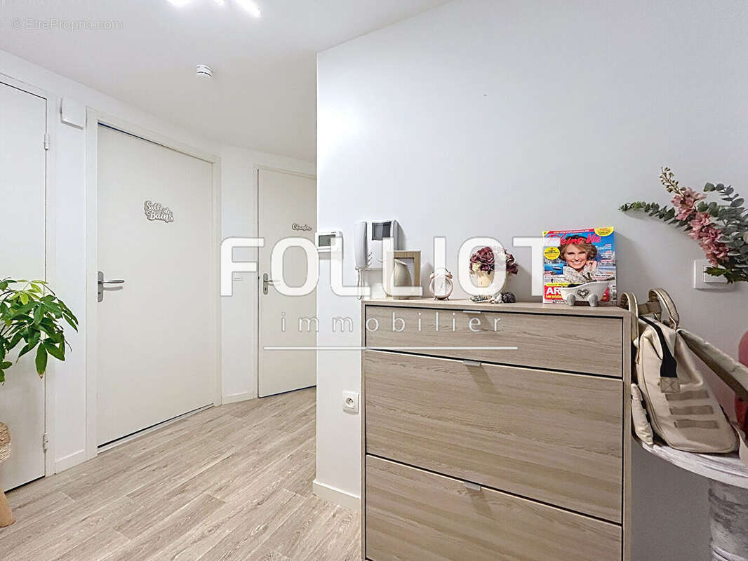 Appartement à SAINT-PAIR-SUR-MER