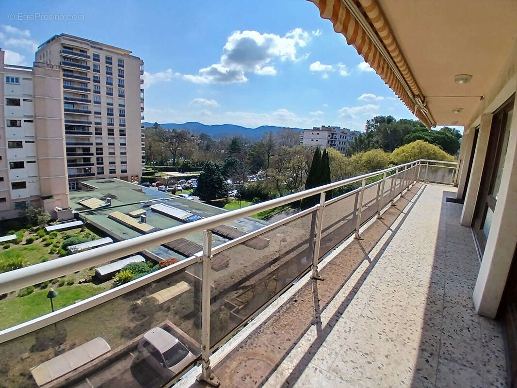 Appartement à AIX-EN-PROVENCE