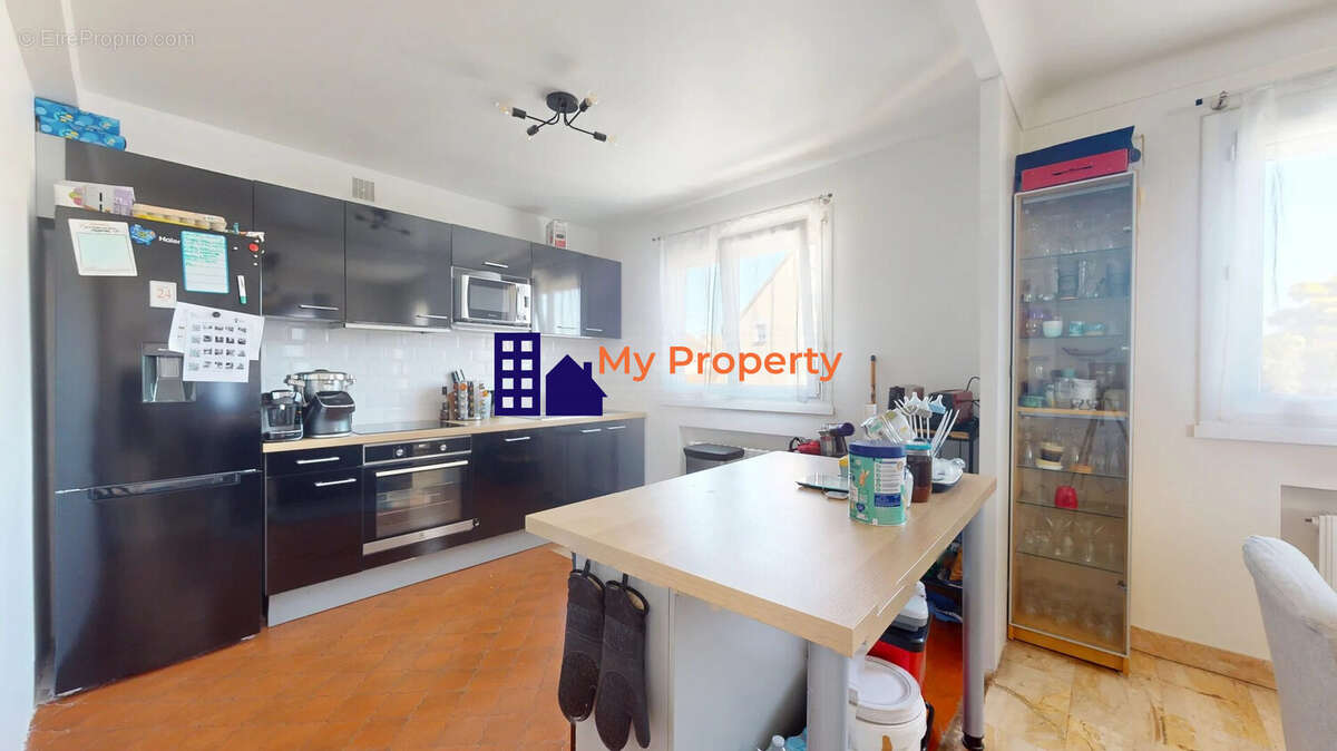 Maison à SARTROUVILLE