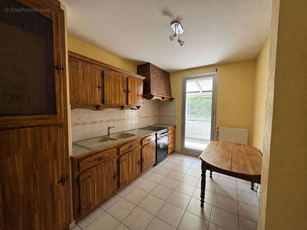 Exclusivité appartement 3 pièces idéalement situé à lons-le-saunier 65 m2 - photo 3