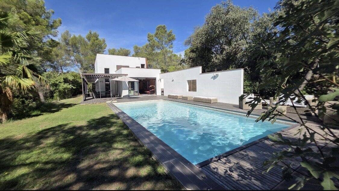 Maison à NIMES