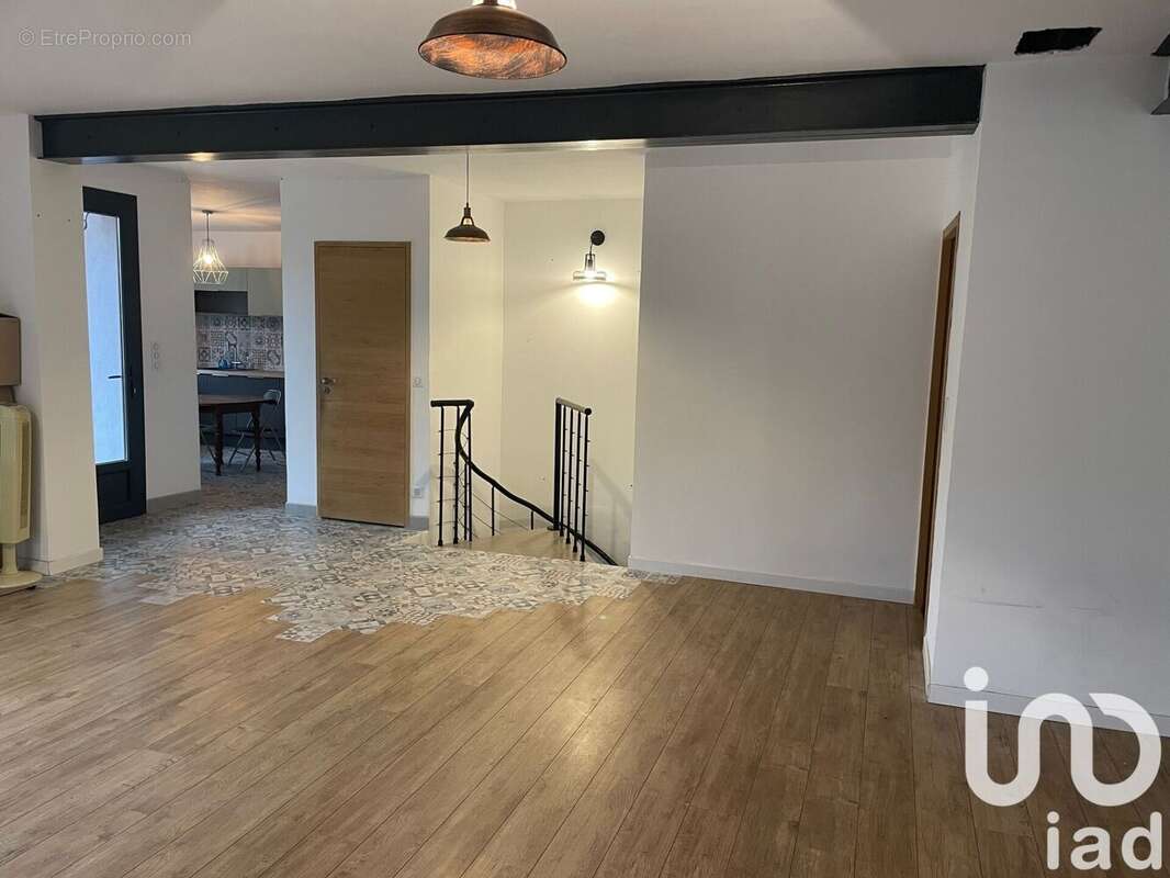 Photo 4 - Maison à GREASQUE