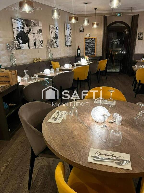 Photo 1 - Commerce à SAINT-RAPHAEL