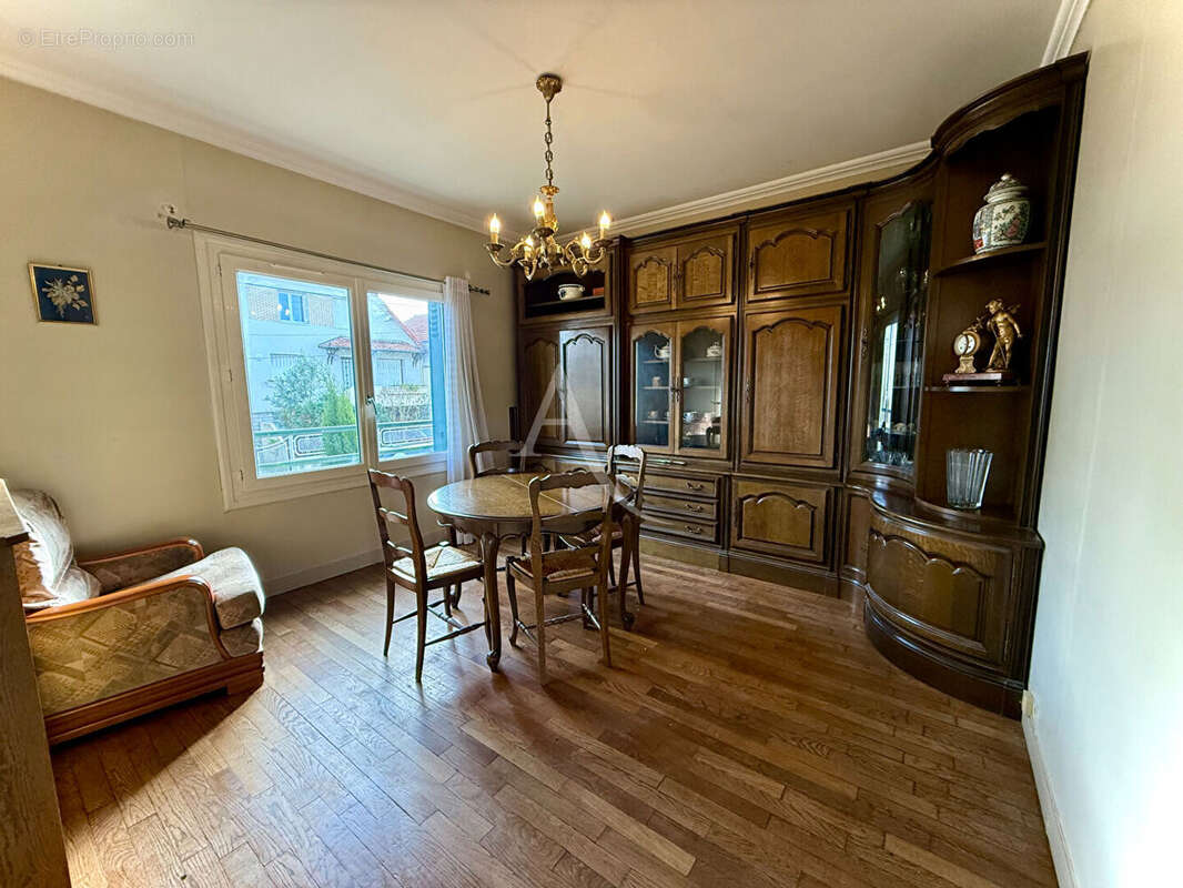 Maison à VILLEMOMBLE