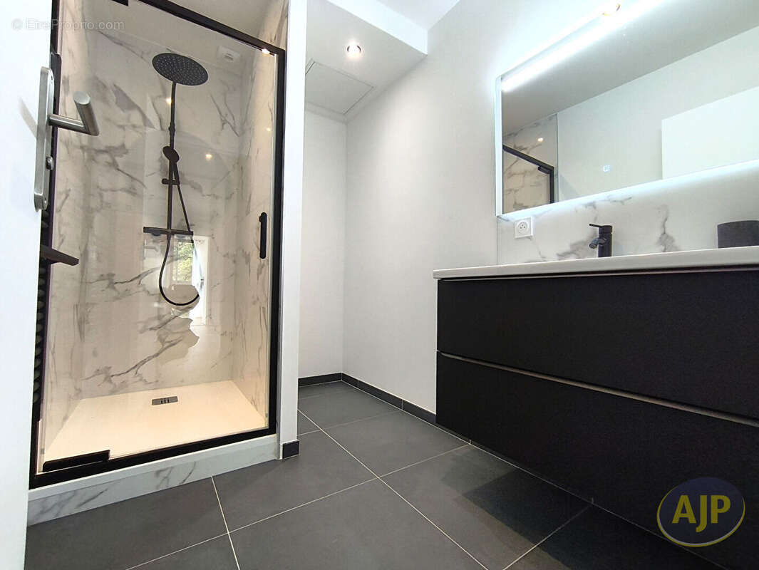 Appartement T4 77.82 m², L'Hermitage - photo 8