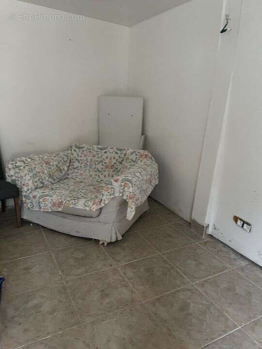 Maison à MONTREUIL-AUX-LIONS