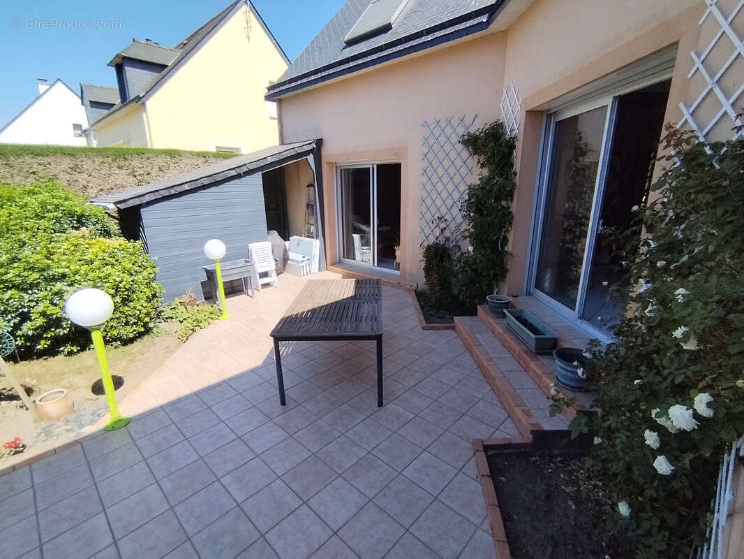 Maison à LECOUSSE