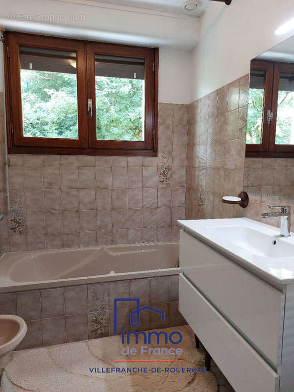 Maison à VILLEFRANCHE-DE-ROUERGUE