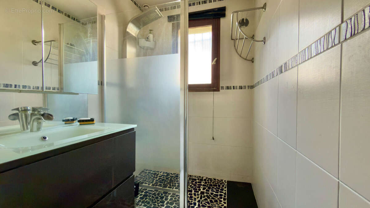 Maison à SAVIGNY-SUR-ORGE