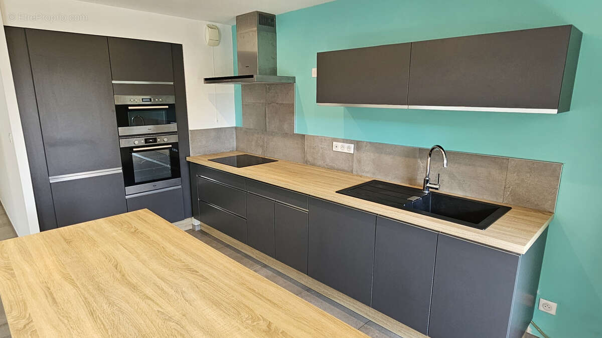 Appartement à MARSEILLE-11E