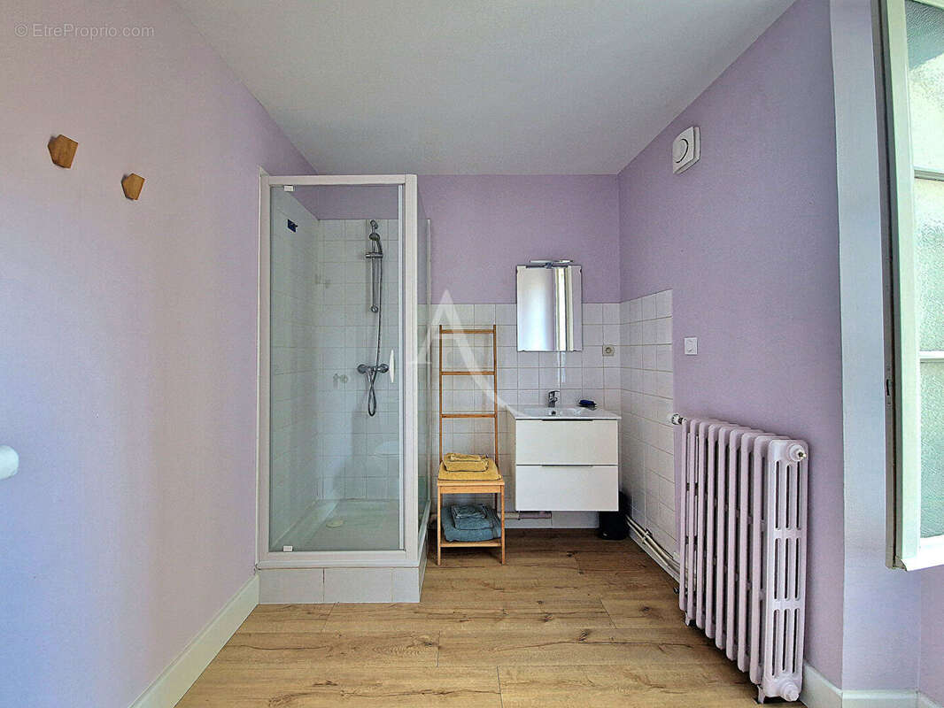 Maison Chateauneuf Sur Sarthe 8 pièce(s) 216 m2 - photo 12