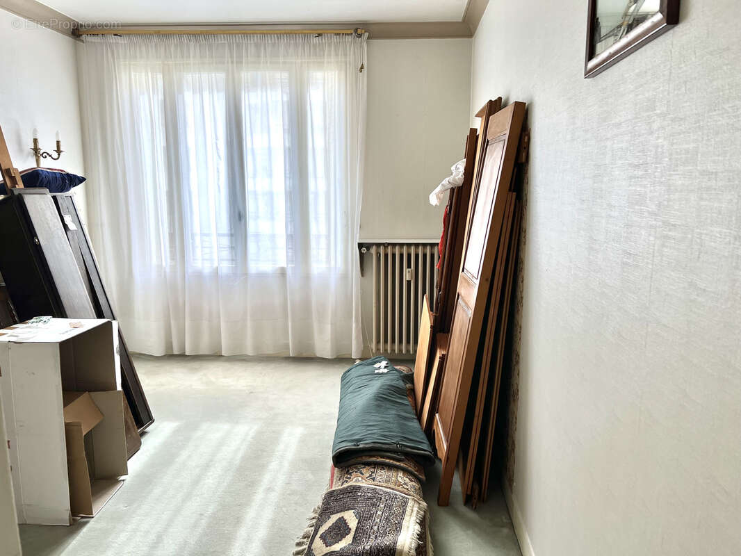 5 pieces + balcon + parking + poss box - photo 8