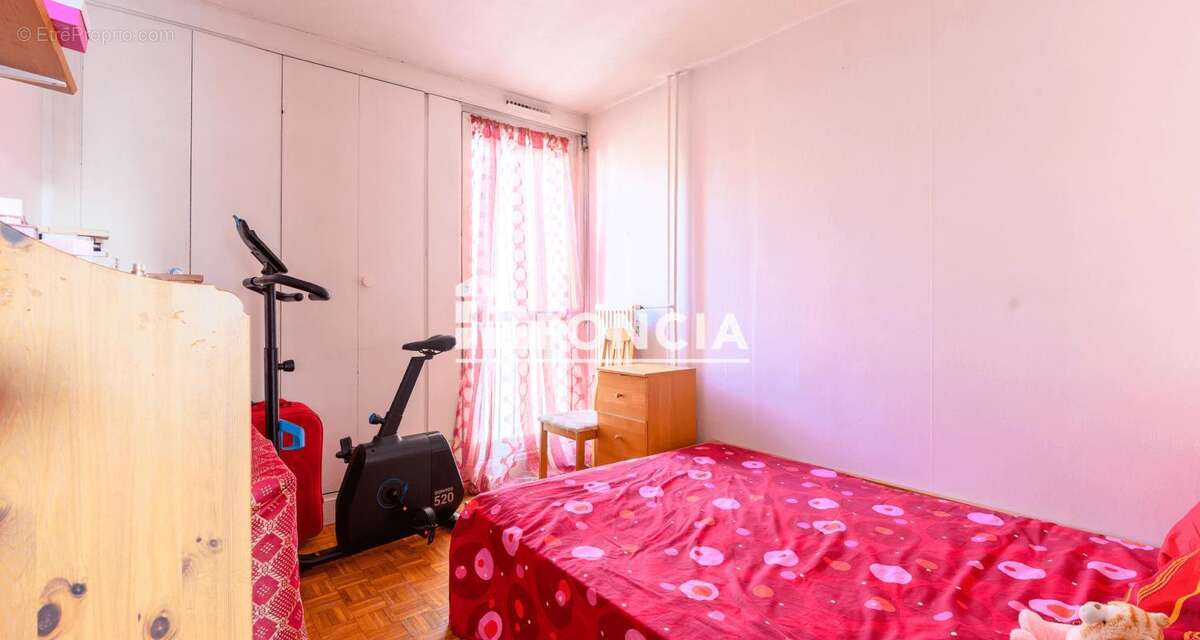 Appartement à NEUILLY-SUR-MARNE