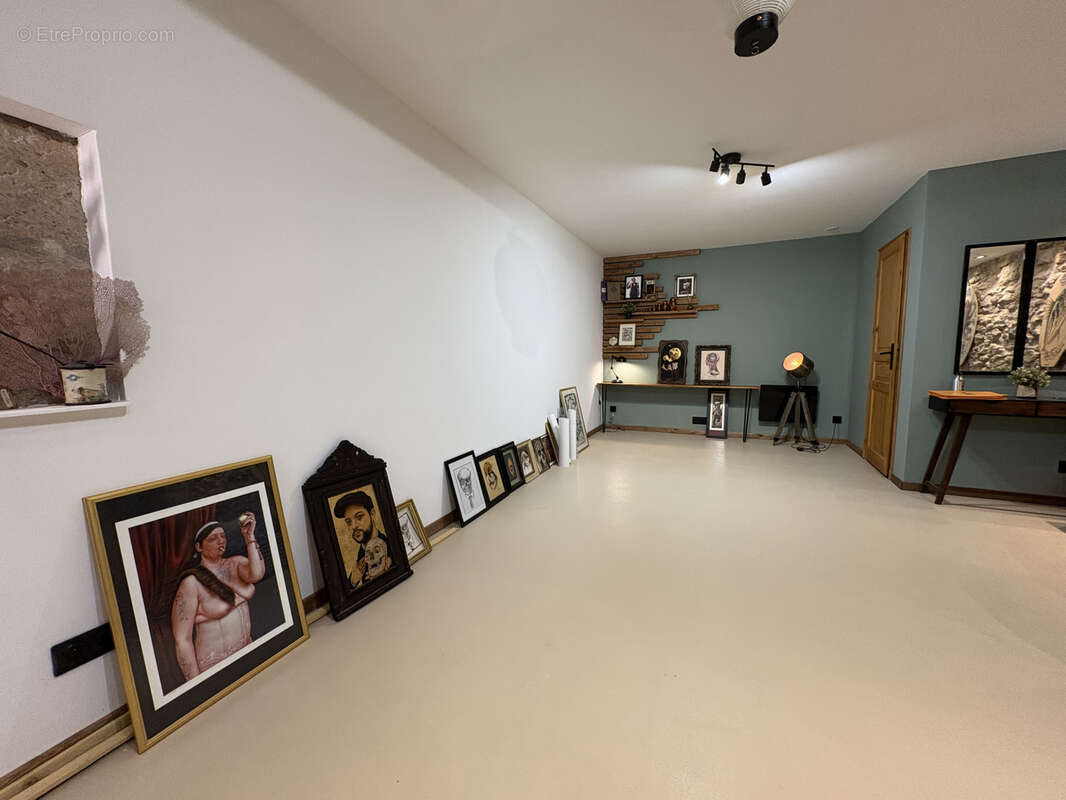 Commerce à PERIGUEUX