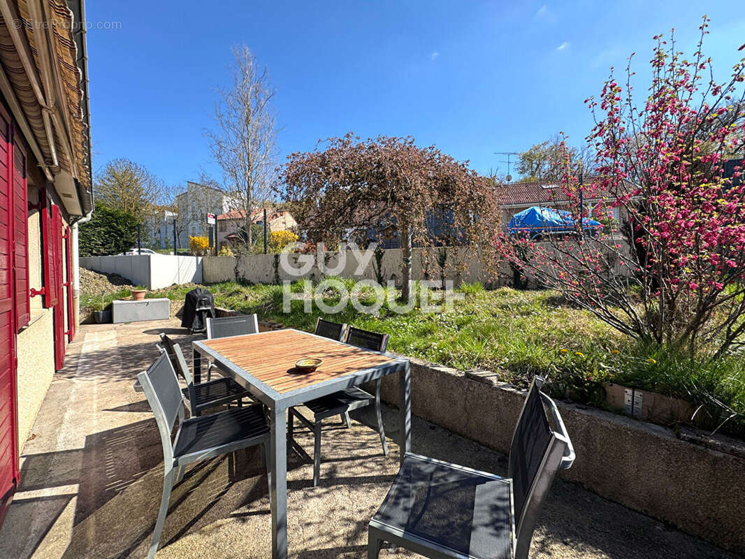 Maison à NEUVES-MAISONS