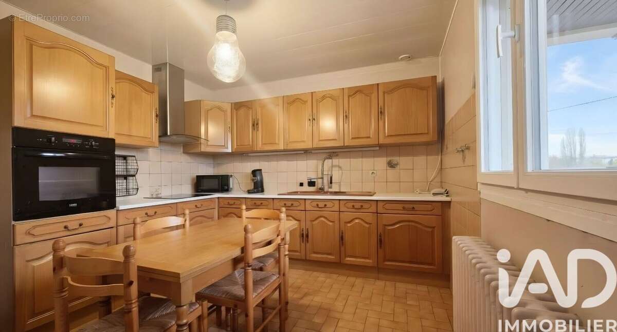 Photo 3 - Maison à CHARLEVILLE-MEZIERES