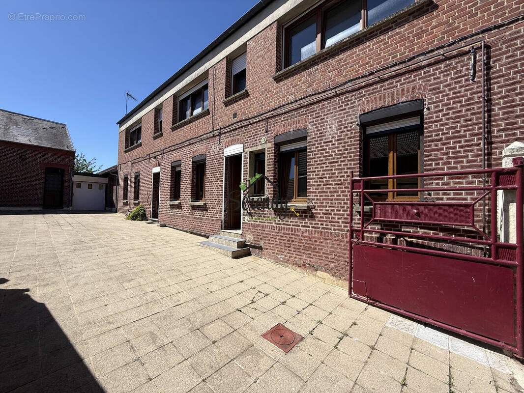 Maison à VILLERS-OUTREAUX