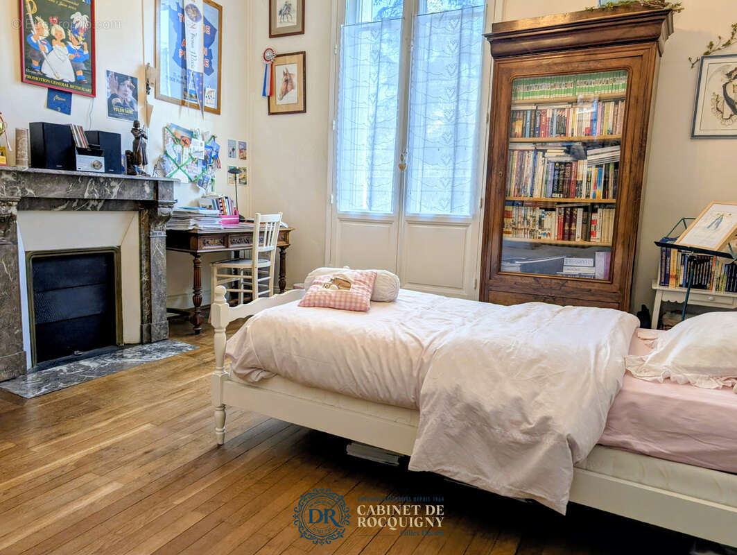 A vendre maison bourgeoise orleans dunois - photo 13
