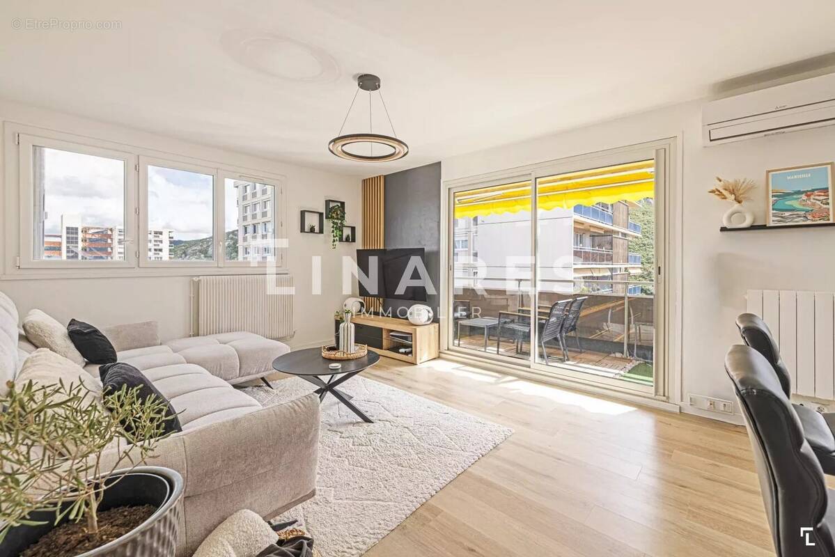 Appartement à MARSEILLE-10E