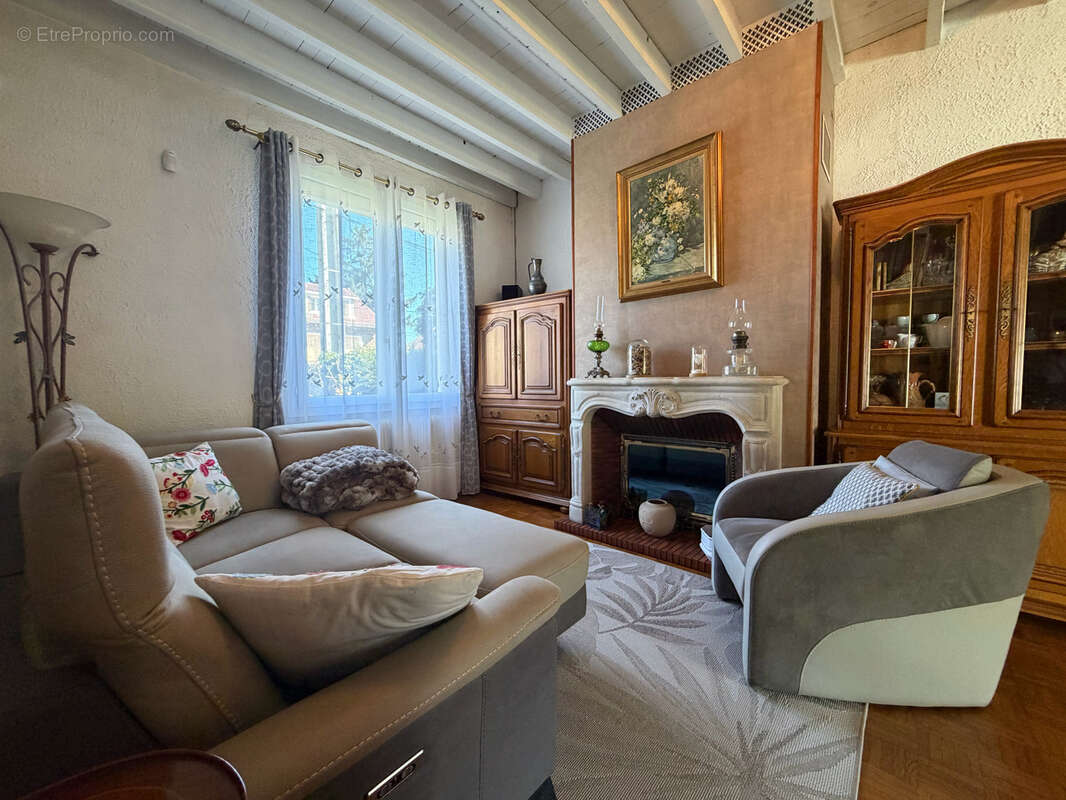 Maison à LE BLANC-MESNIL